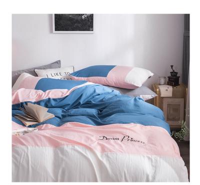 China 2020 Customs New Nondisposable Printed Polyester Comforter Bedding Set For Family Sheet Duvet Cover Pillowcase for sale