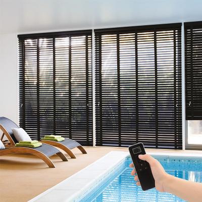 China Waterproof/Fireproof/Dustproof/Soundproof Desktop 25mm Motorized Aluminum Venetian Blinds for sale