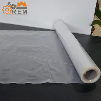 China Disposable Customized sizes and thickness clear PE plastic poly bags use for packing and storage bags on rolls for sale