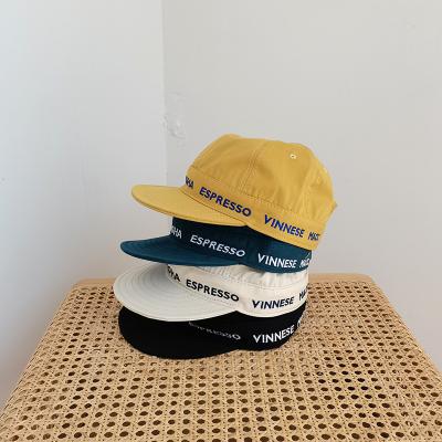 China COMMON Japanese alphabet embroidered hat eaves baseball cap trend men's and women's soft sun hat for sale