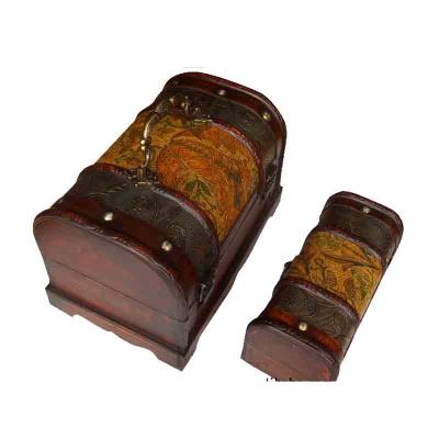 China Factory direct small sustainable vintage handmade wooden treasure chest for sale