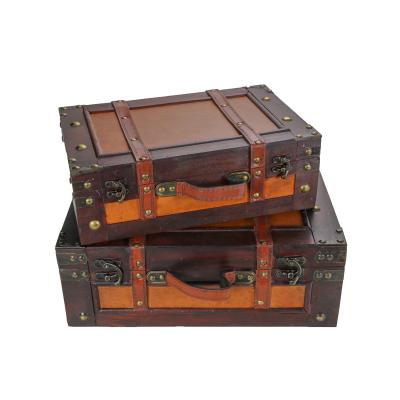 China Viable old style wooden suitcase with straps, one set with two pieces for sale