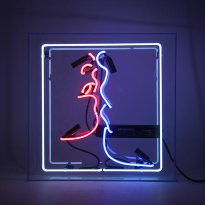 China Real Glass Wall Decoration Night Light Artwork Indoor Outdoor Handmade Acrylic Man Cave Neon Light Box Kiss Love Drop Shipping Neon Lamp Sign for sale