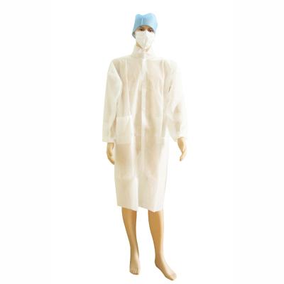 China White Anti-Static Isolation Gown In Safety Clothing PP Coverall Gowns Disposable Medical Isolation Gown Factory Supplier for sale