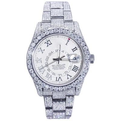 China Diamond Watches Girls Stylish Custom Auto Date Luxurious Smart Watches For Women for sale