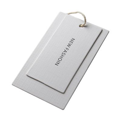 China Sustainable Garment Sticker Supplier Custom Apparel Label Hang Tags Hangtags à venda