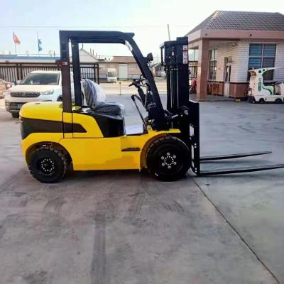 China Hot Sale 3ton 2 5 Ton Chinese Supplier Price Diesel Forklift Machine For Hotels for sale