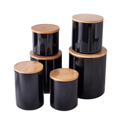 China Sustainable Nordic Kitchen Organizer Jars Ceramic Candy Cookie Ginger Jars With Bamboo Lid for sale