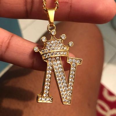 China Non Tarnish Alphabet Jewelry Men CZ Crowned Initial Necklace Iced Out King Crown Women Gold Plated Zircon 26 Letter Pendant for sale