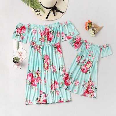 China Hot Sales Breathable Mommy And Me Boutique Clothes Set Off The Shoulder Summer Dresses Cute Knitted Baby Mom And Girl Matching Outfits for sale