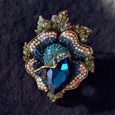 China European Inspired Unique Luxury Designer Antique Zirconia Designer Rhinestone High Quality Loose Flower Crystal Jewelry Brooch For Ladies for sale