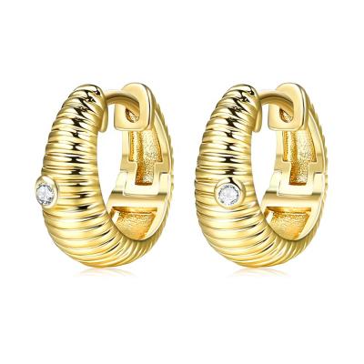 China Zircon Huggie Earrings Chunky Hollow Hoop Earring Wholesale Romantic Jewelry Zircon Wholesale Women's Earrings for sale