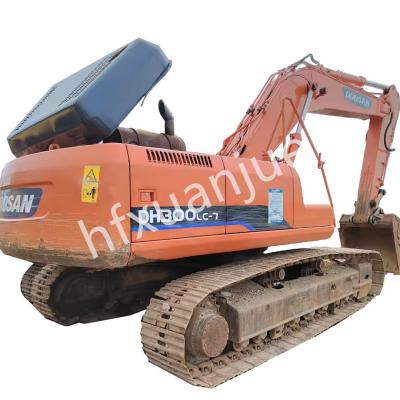 Chine 30 tonnes utilisées Excavateur Doosan Backhoe 300 vitesse de rotation de 10,1 tours par minute à vendre