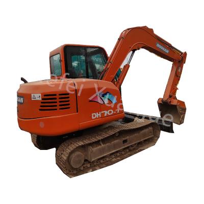 Chine Excavateur Doosan d'occasion de 7000 kg avec mode de déplacement de type rampant pour le développement urbain à vendre