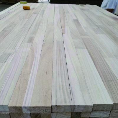 China Eco-friendly Paulownia Treated Paulownia Wood Joint Finger Board Timber Board Wakeboard for sale