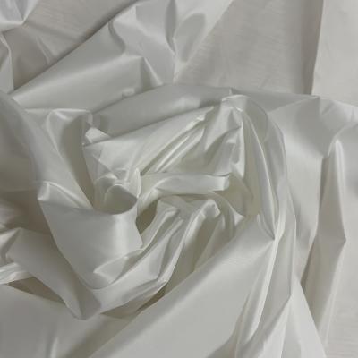 China 300T Anti-Static 100% Polyester Down Proof Down Bag Fabric For Garment Lining Use for sale