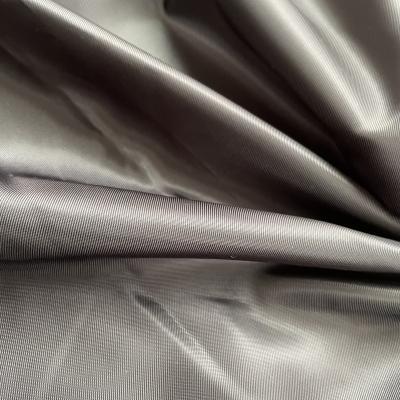 China Hot sales anti-static 100% polyester twill taffeta farbic used for garment and lining for sale