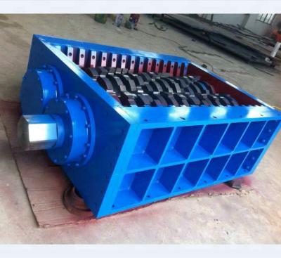 China Recycle Plastic Waste Tire Shredder Machine / Tire Shredder Machine / Plastic Double Shaft for sale