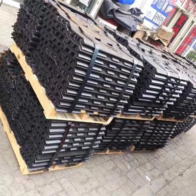 China Steel Undercarriag Parts Excavator Track Shoe PC400-5 Genuine Original Undercar for sale