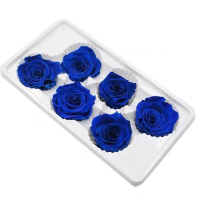 China Preserved Flower Wholesale Price Preserved Flowers Modern New Design Rose Box Gift Golden Supplier Rose Heart Box for sale