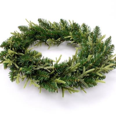 China Fireproof is available Christmas wreath factory price wholesales decorative outdoor garland for sale