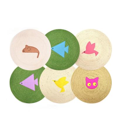 China Viable Pet Cats Scratcher Toys Comfortable Breathable Cat Sleeping Playing Round Sisal Pet Bed Mat for sale