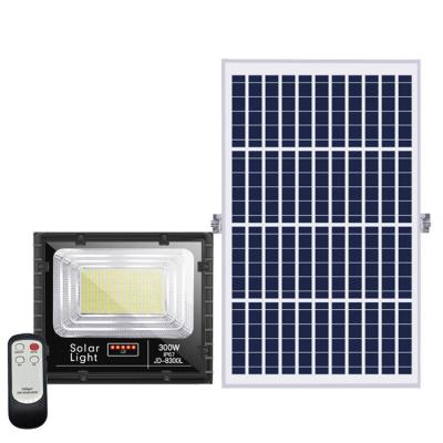 China Garden 300W IP67 Remote Controller Battery Replaceable High LED Bright Solar Flood Light for sale