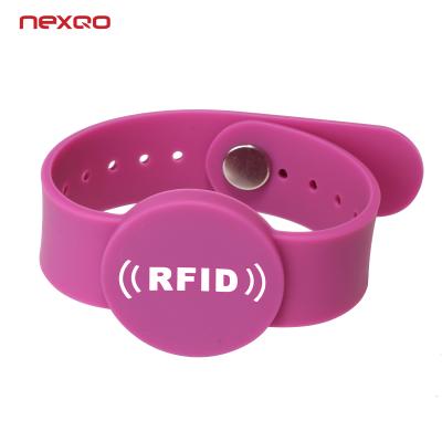 China Waterproof / Waterproof Rfid Nfc Wrist Band Tag / Hand Tag for sale