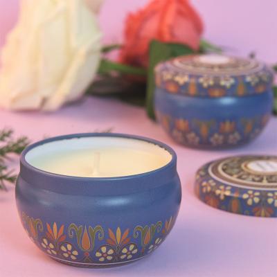 China Large fantasy scented Gardenia Candle, wholesale luxury minimalism scented candles for home decoration for sale