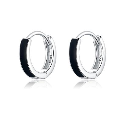 China 2021 ladies solid earrings enamel black silver line simple huggie 925 circle earrings jewelry wholesale for sale