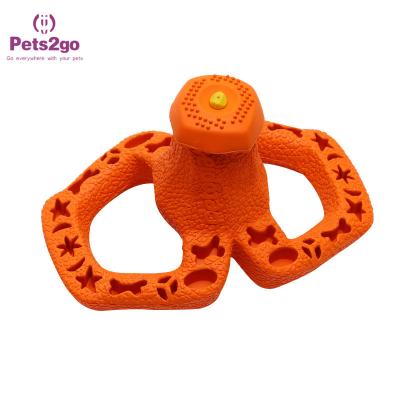 China El animal doméstico mastica juega el indicador Cat Toy Dog Toy Light Up del laser que el animal doméstico de la bola mastica los juguetes en venta