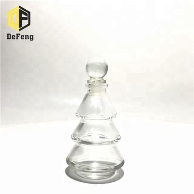 China Fashionable 100ml Christmas Tree Shaped Glass Tubular Perfume Bottle Glass Diffuser Bottle for sale