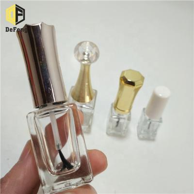 China Empty square glass personal care nail polish bottles with caps and brush for sale