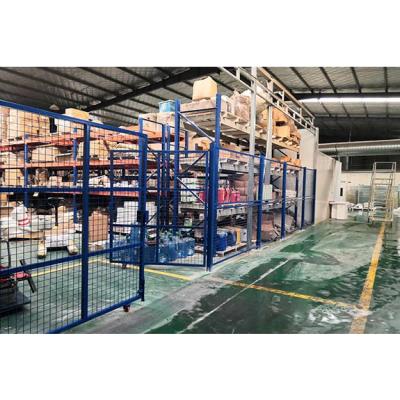 China Hot Selling Plain Weave Metal Welding Temporary Mobile Barrier Plate Barrier Movable Isolation Guardrail for sale