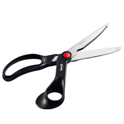 China Kwang Hsieh Multi-Purpose Razor Serrated Edge Kitchen Accessories Types Kitchen Shears for sale