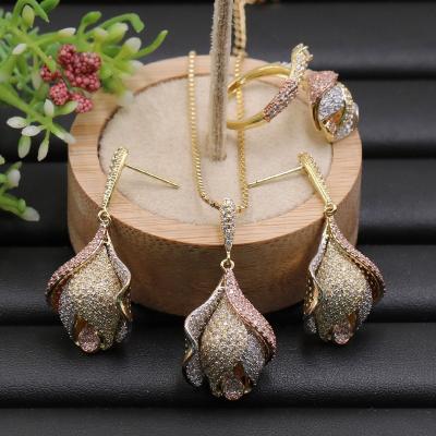 China Luxrious Wedding Jewelry Set Necklace Earring Finger Ring Full Set Jewelry Rose Brass Pattern Jewelry for sale