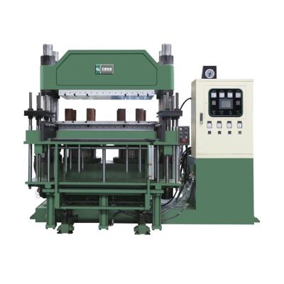 China Garment Shops REARING Horizontal Rubber Vacuum Forming Machine for sale