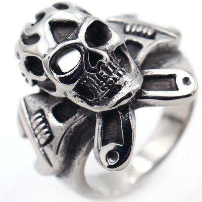 China Gothic Skull Punk Key Rings Mens 316L Stainless Steel Biker Rings For Men's Vintage Ring Jewelry for sale