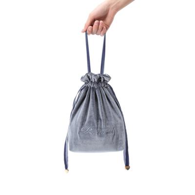 China Custom MOQ Small Custom Ladies Makeup Bag Velvet Drawstring Pouch Bag Per Cosmetic Bags for sale