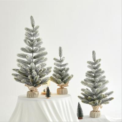 China Fashionable& Gift/Decor Seasonal Whole Sale PE Flocking Snow Spray Small Desktop Christmas Tree For Home Table Decoration Xmas Supplies for sale