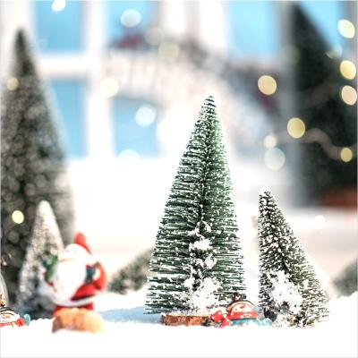 China Fashionable& Seasonal Whole Sale 10-30cm Gift/Decor Floating Small Christmas Tree Throw Snow Ornaments Christmas Snowfall Desktop Decoration for sale