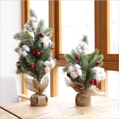 China Fashionable& Sale 35-50cm Whole Artificial PE Christmas Tree Seasonal Snowfall Table Top Gift/Decor Small For Christmas Gift Decoration for sale