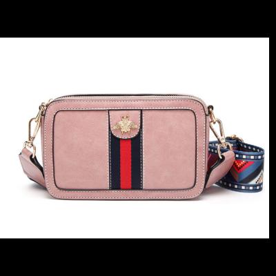 China Fashion Alligator Pink Black High Quality Big Manufacturer PU Designer Bee Shoulder Crossbody Bag Women Leather Handbag for sale