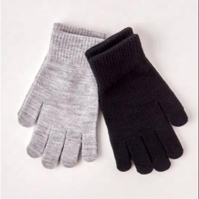 China Plain Wholesale Custom Snow Knit Mittens For Women Men for sale