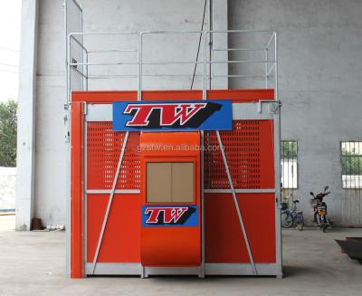 China 1000kgs One Cage Construction Lift SC100 650*650*1508MM for sale