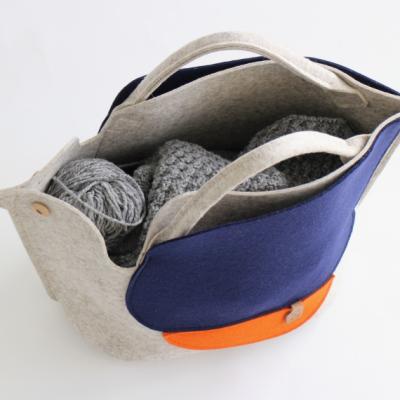 China Normcore / Minimalist Handmade Portable Felt Tote Handbag for sale