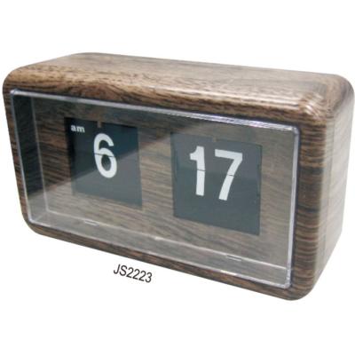 China Modern Wooden Clock Thermometer Desktop Digital Calendars Classic Time Flip Clock LED Alarm for sale