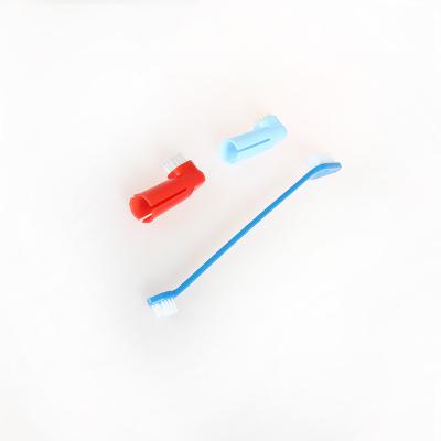 China Sustainable Pet Accessories Cleaning Tool Plastic Finger Toothbrush Double Head Toothbrush for sale