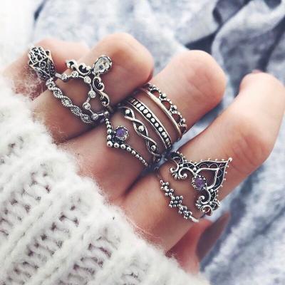 China Trendy Women's Fashion Hollow Twist Twist Palm Crown Rhinestone Joint Ring Set 10pcs Rhinestone Joint Ring for sale