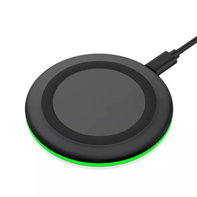 China Yootech 10W Max Fast Charging Pad Qi Wireless Charger 2022 Best Selling Mobile Phone Amazon Compatible With iPhone 13 for sale